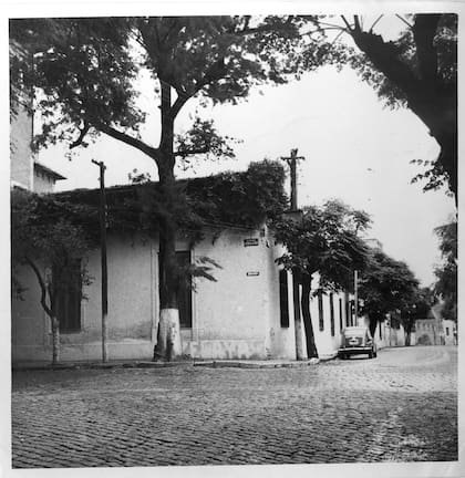 (1966) Vista desde la avenida del Libertador.