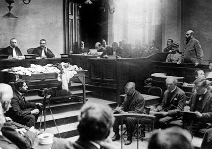 1st November 1921:  Murderer Henri Desire Landru in court during his trial. Known as the French 'Bluebeard', Landru was found guilty of the murder of ten women and a boy, and guillotined on 25 February 1922.  (Photo by Topical Press Agency/Getty Images)
