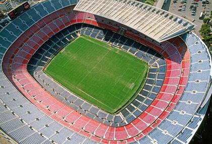 2. Camp Nou, Barcelona, España (15% de los votos).