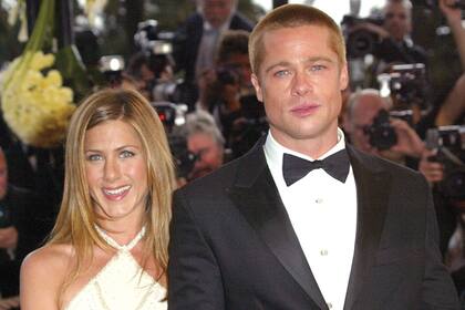 2004, en el Festival
de Cannes junto a Jennifer Aniston, con el mismo corte pelo que en la actualidad.