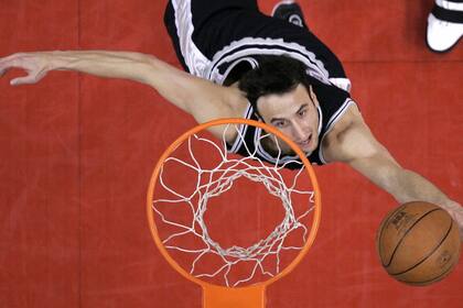 2006, Manu ante Los Angeles Clippers