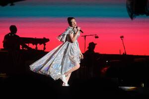 Lorde cerró el Personal Fest en plan estrella del pop global