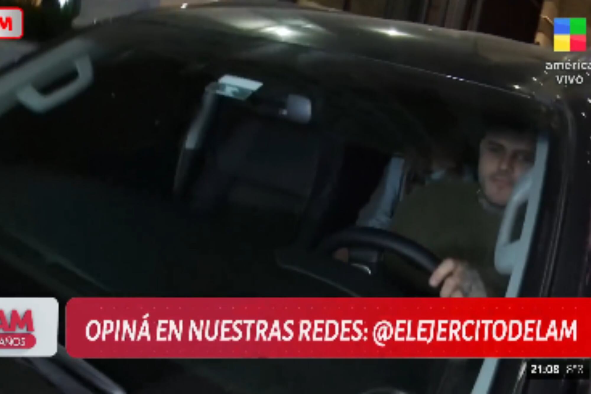 Así se retiró Mauro Icardi del Chateau Libertador junto a sus dos hijas (Foto: Captura de video / América TV)