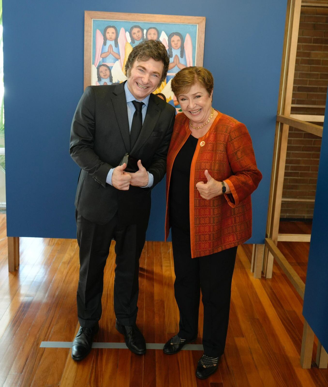Kristalina Georgieva, titular del FMI, cumplió la palabra que le había dado al gobierno de Javier Milei. Hubo también un cruce de whatsapps con el ministro de Economía en el que celebraron el plan