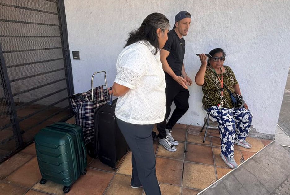 Parque Patricios: tiene un hijo con discapacidad, llevan evacuados una semana y sobreviven en “un caos de versiones”