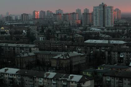 Los habitantes que no abandonaron Kiev tienen acceso a internet hasta el momento