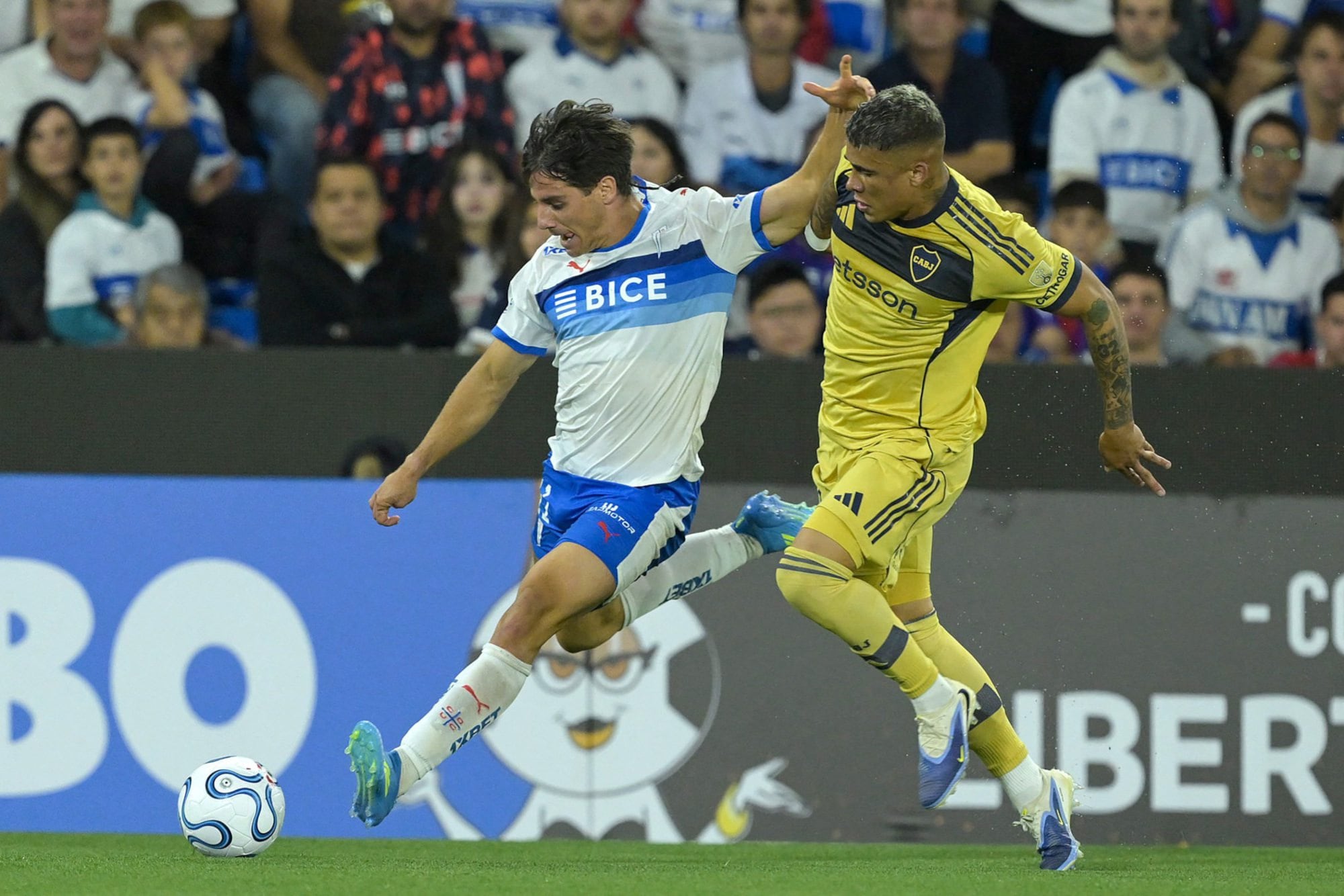 Boca, de momento, tiene ventaja ante Universidad Católica en caso de empate porque le ganó 2 a 1 en Chile