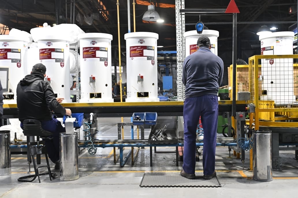 Rheem negocia la cancelación de préstamos por más de US$12 millones