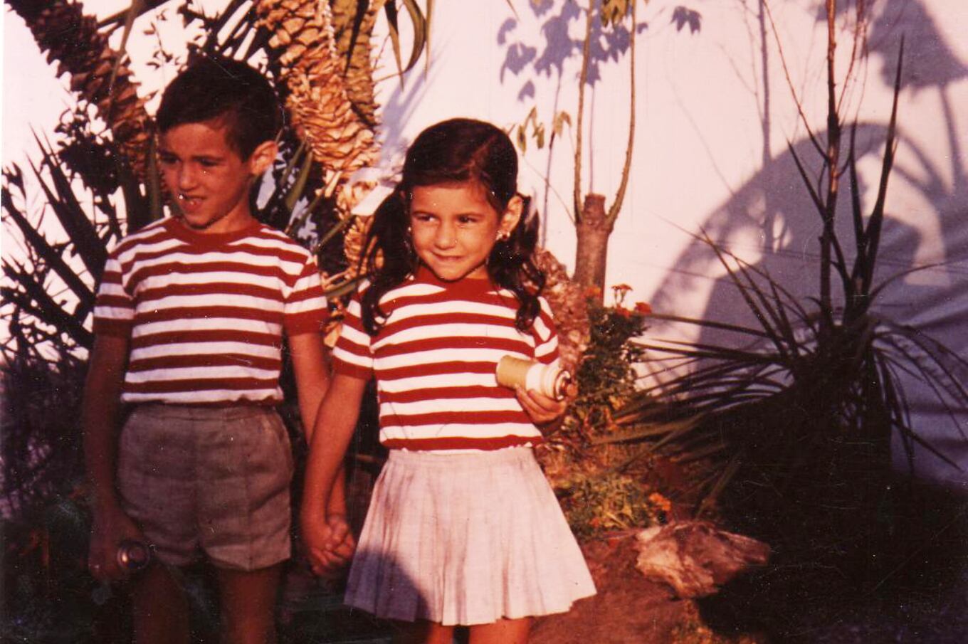 Sergio, junto a su hermana Alejandra: