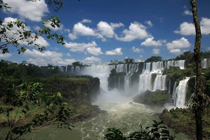 27/01/2015 Cataratas de Iguazú, Argentina ECONOMIA SOCIEDAD ARGENTINA SUDAMÉRICA INPROTUR