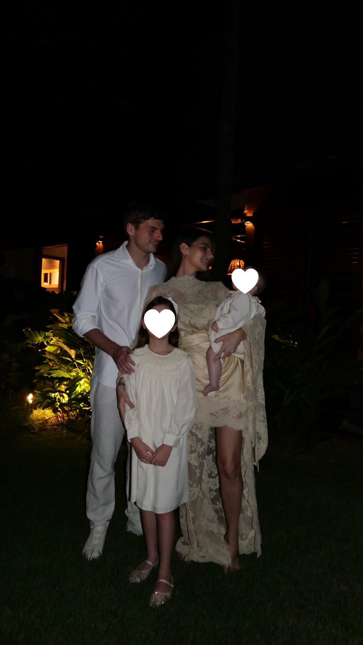 Max Verstappen, Kelly Piquet, Penelope y Lily recibieron el 2026 en Brasil (Foto: Instagram @kellypiquet)