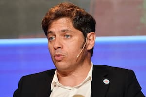 Kicillof refuerza su alianza con los piqueteros y sumará a referentes a su gobierno