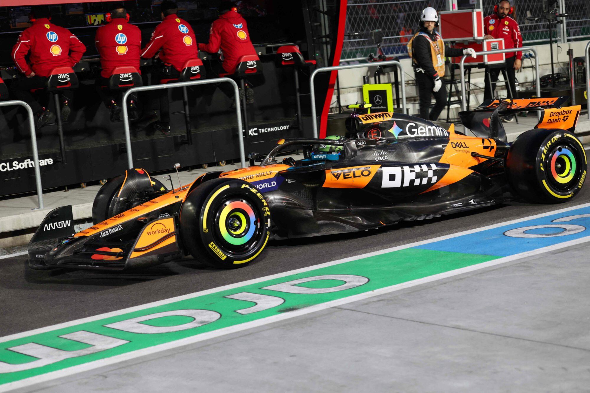 Lando Norris, líder de las posiciones en la recta final de la temporada, fue el más rápido de la segunda práctica