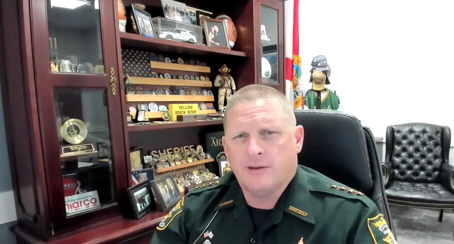 El sheriff del condado de St. Johns, Robert Hardwick, dijo que su departamento tiene el deber de asociarse con los funcionarios federales