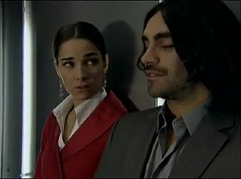 Gonzalo Heredia y Juana Viale en Malparida