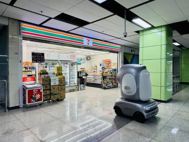 La ciudad china de Shenzhen está probando con enviar robots autónomos de reparto en el subte fuera de la hora pico para reducir el tránsito en superficie