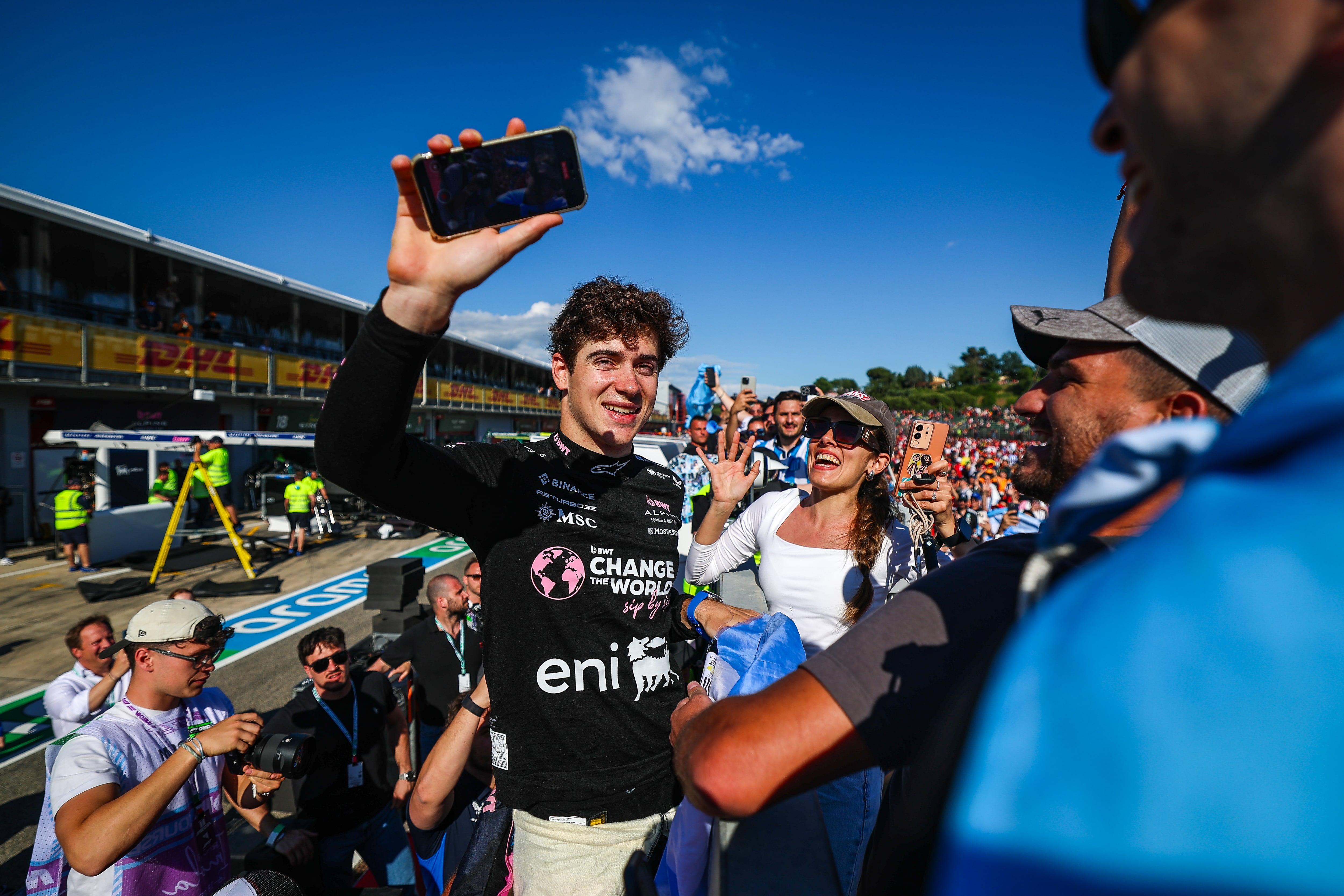 Franco Colapinto culminó en la decimosexta posición en Imola