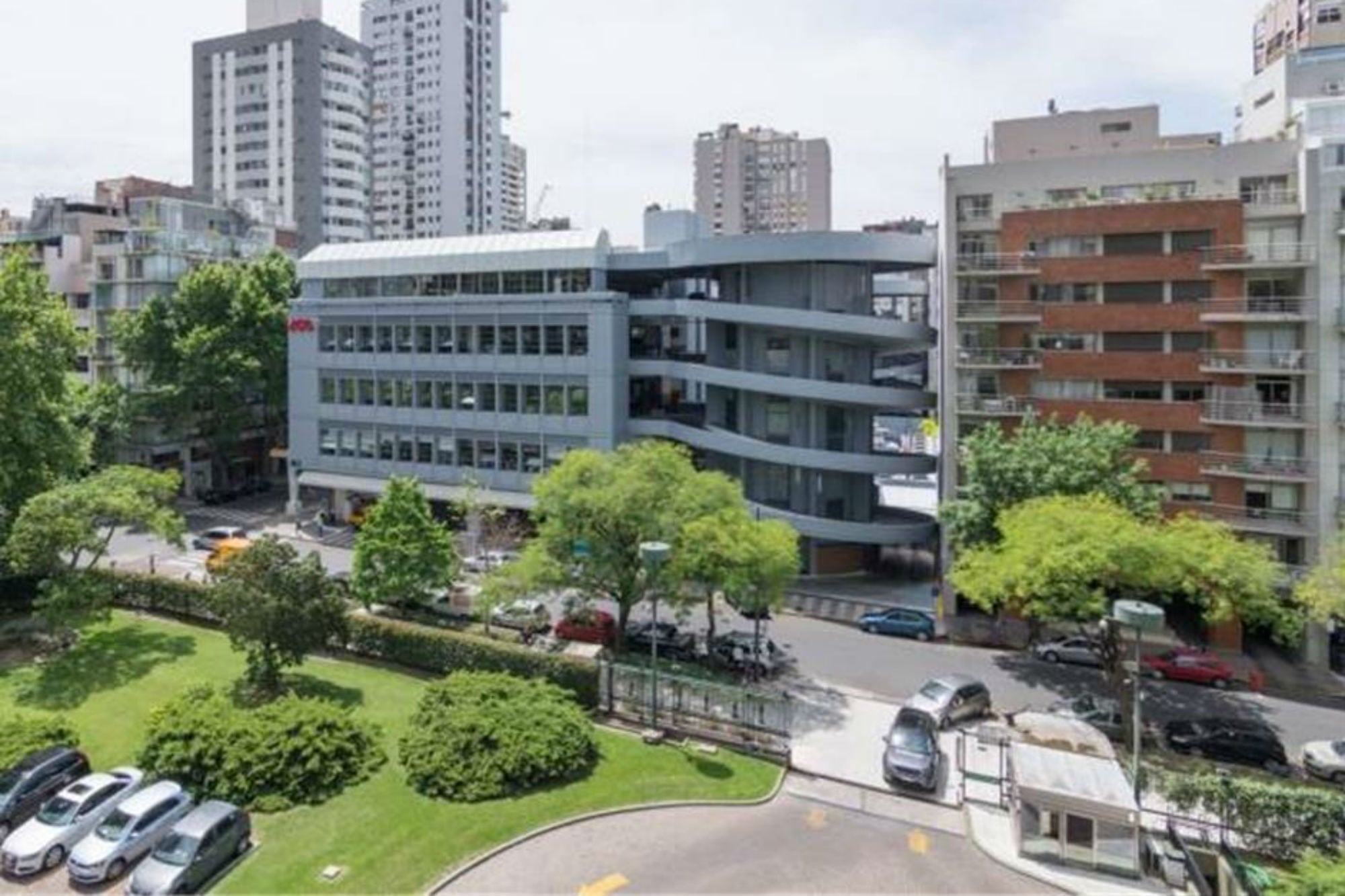 Le Parc Demaría fue durante años el edificio residencial más alto de Buenos Aires, con casi 50 pisos dedicados exclusivamente a vivienda