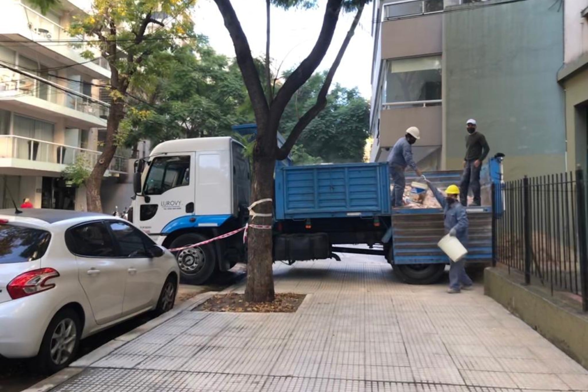 Las obras en construcción pueden realizarse en horarios determinados por la normativa vigente