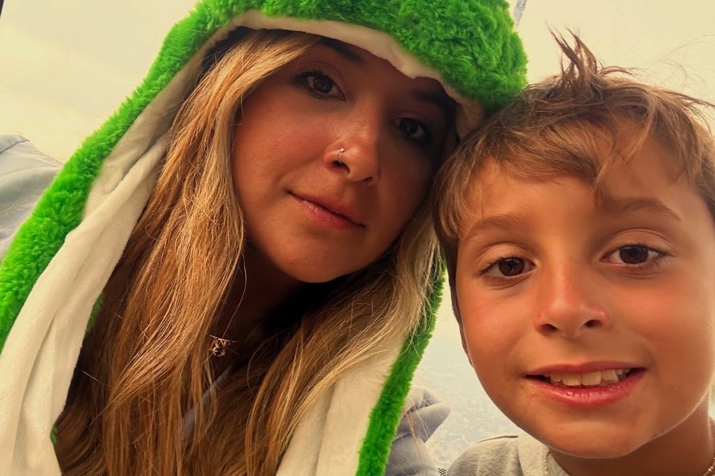 Desesperada búsqueda de Lucas Gámez: rescatistas argentinos trabajaron durante la madrugada en la zona de los derrumbes