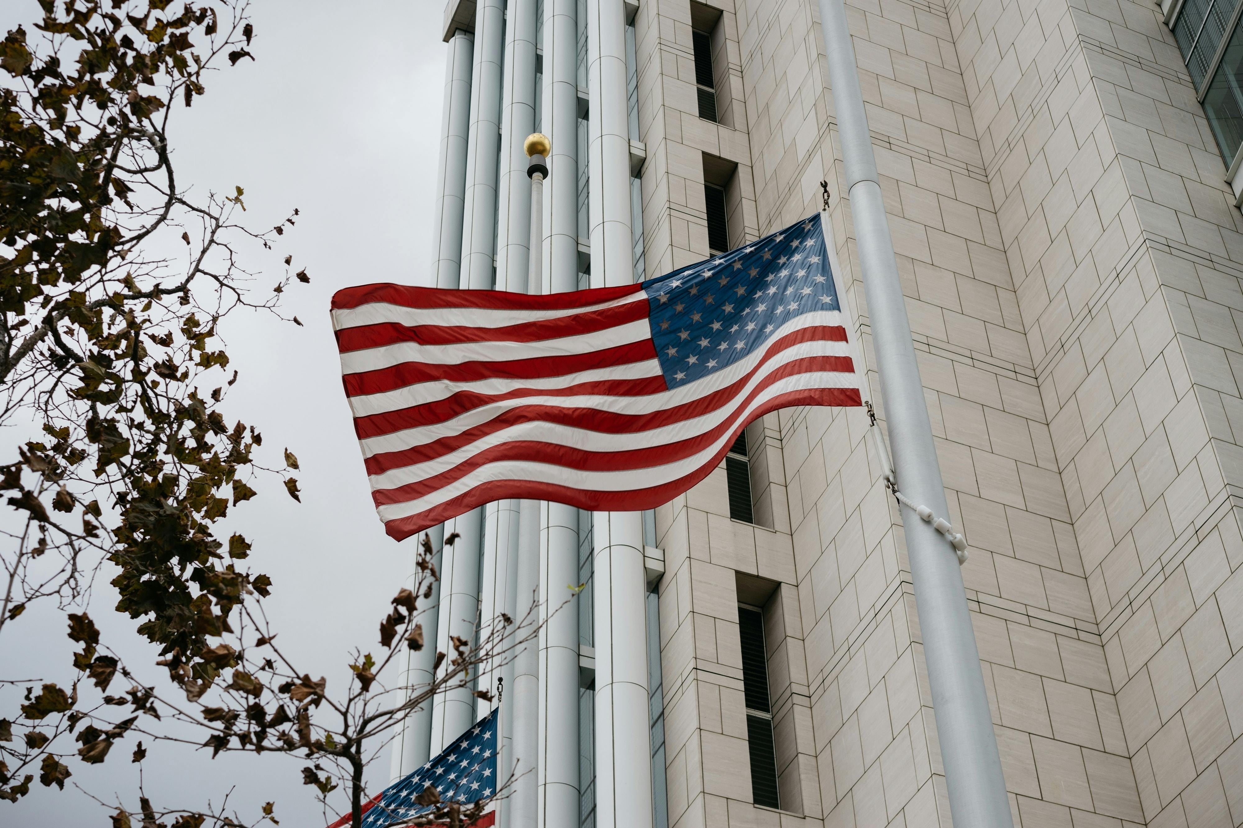 Uscis es la entidad que regula los permisos migratorios de los extranjeros en EE.UU.