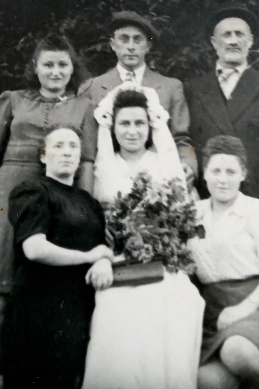 Levi Lerman y Lola se casaron en el campo de regugiados de Bergen Belsen, luego de ser liberados por las tropas británicas
