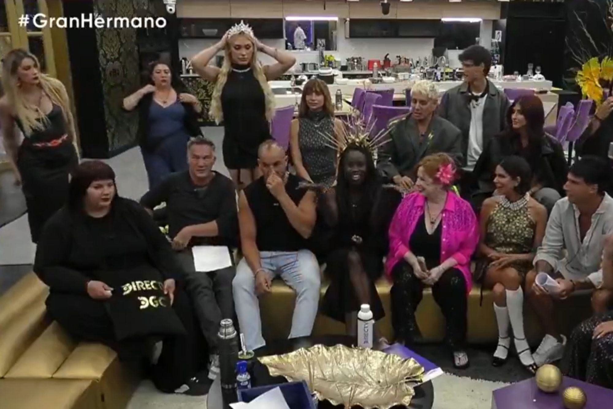 Polémica en Gran Hermano: denuncian la aparición de un celular adentro de la casa