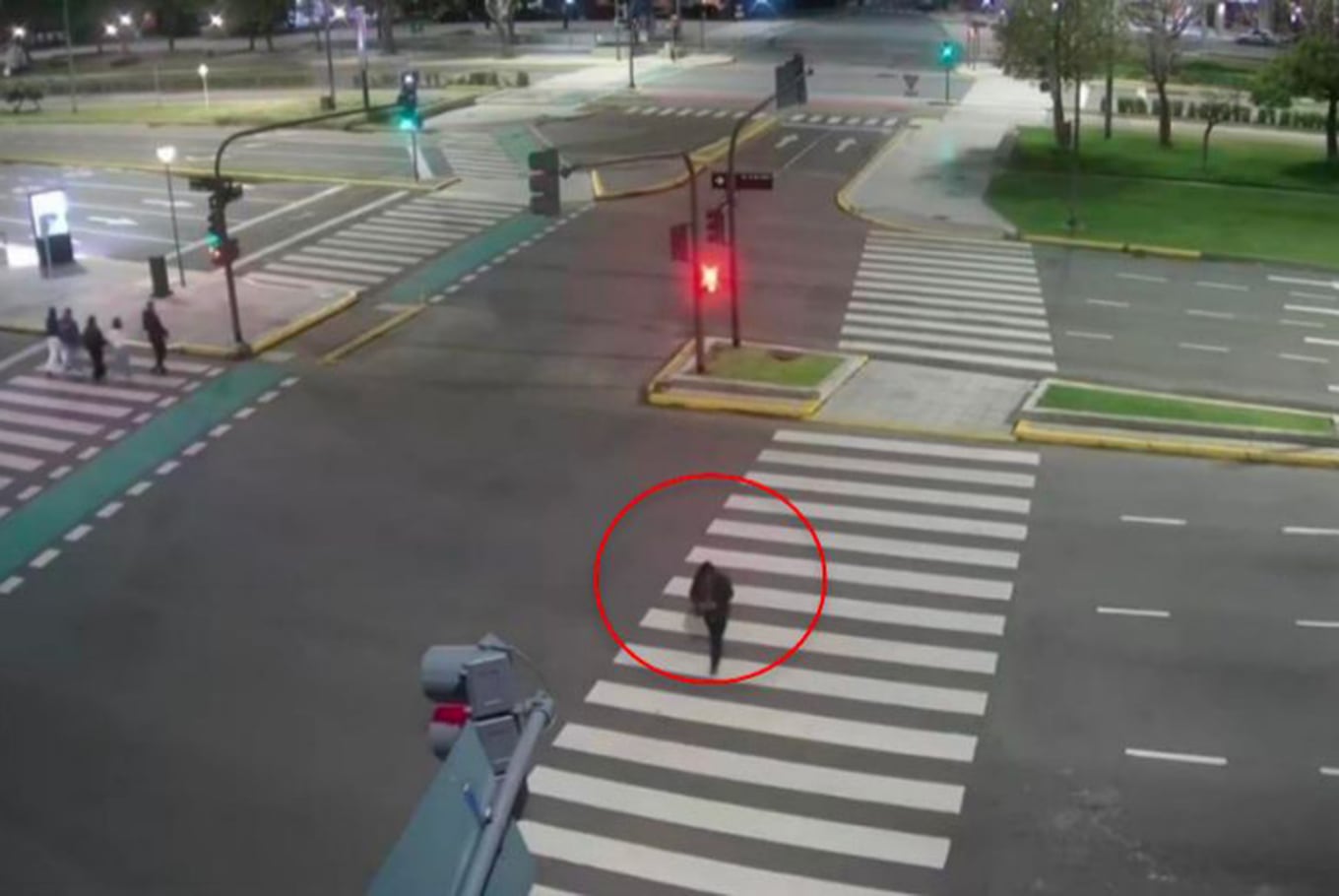 El sospechoso fue ubicado por filmaciones de cámaras de seguridad