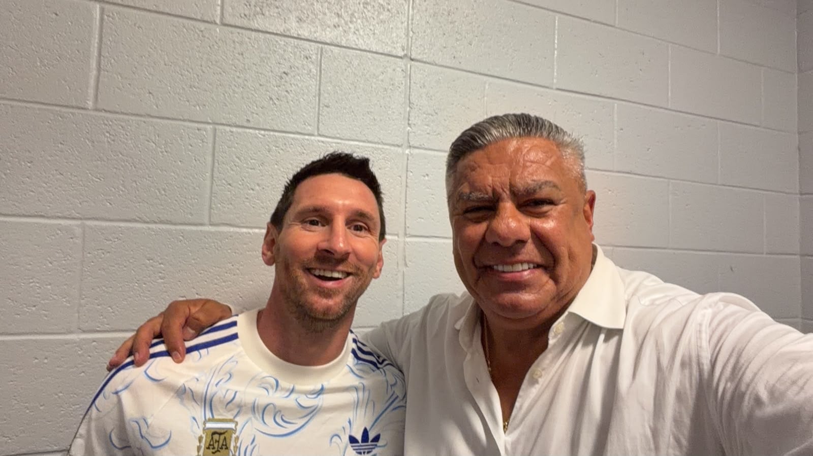 Con Messi, tras el pase a la segunda final consecutiva del capitán y el dirigente