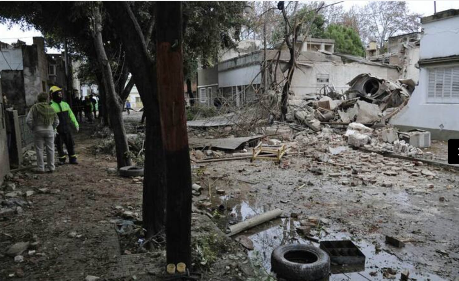 La lista de esas bajas incluye al laboratorio Apolo, que explotó hace una década en Rosario