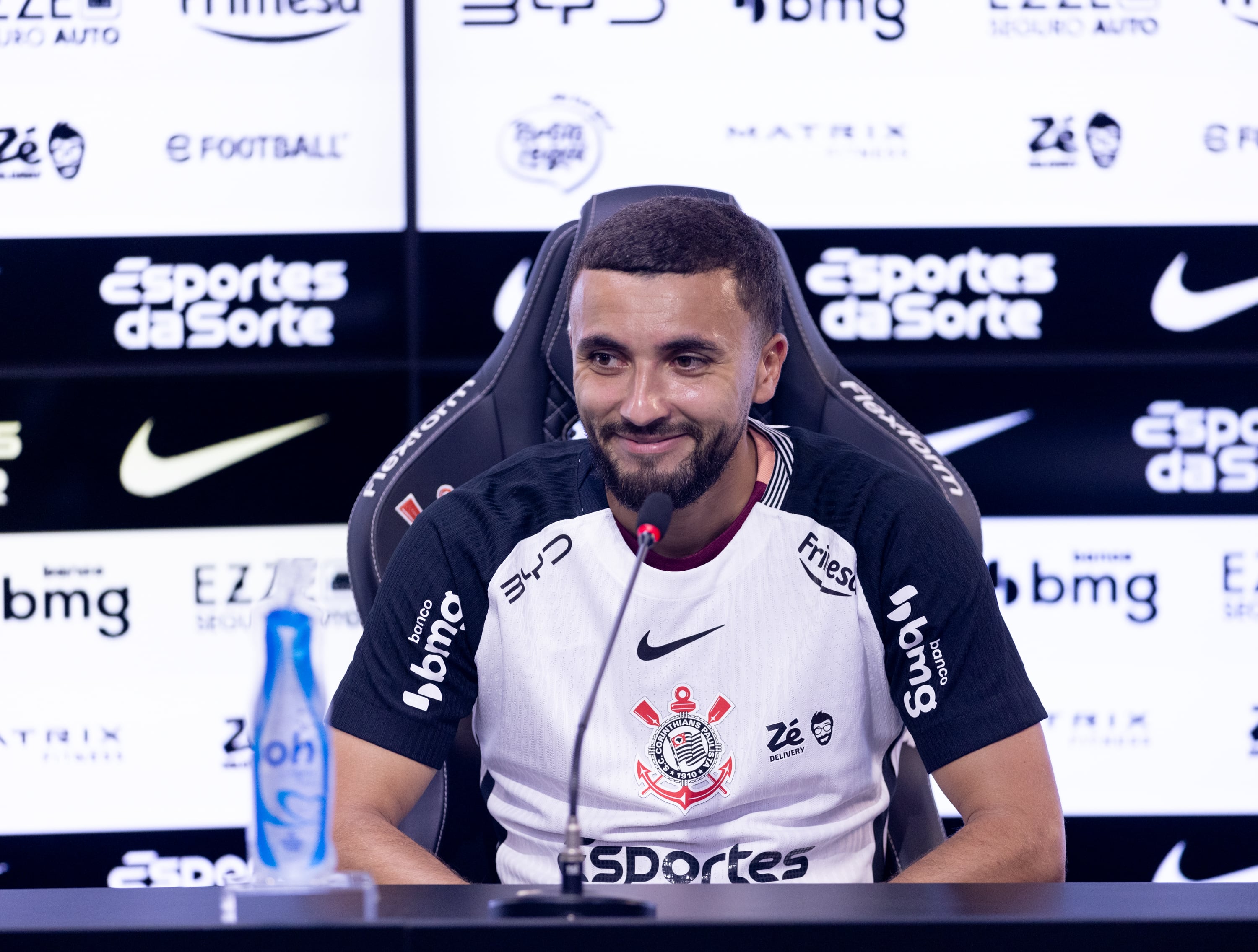 Zakaría Labyad presentado oficialmente en Corinthians, en febrero de 2026