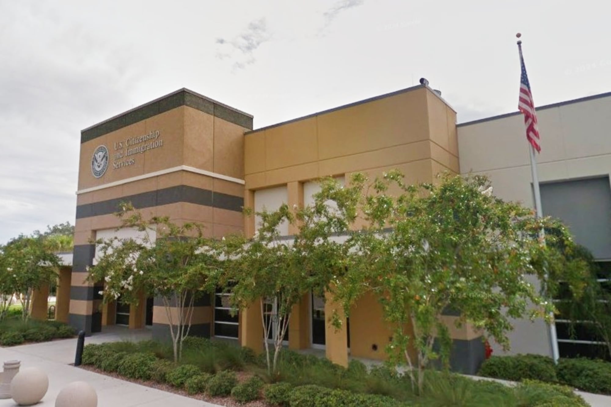 (Archivo) El Uscis anunció una evaluación más exhaustiva en este requisito para la naturalización