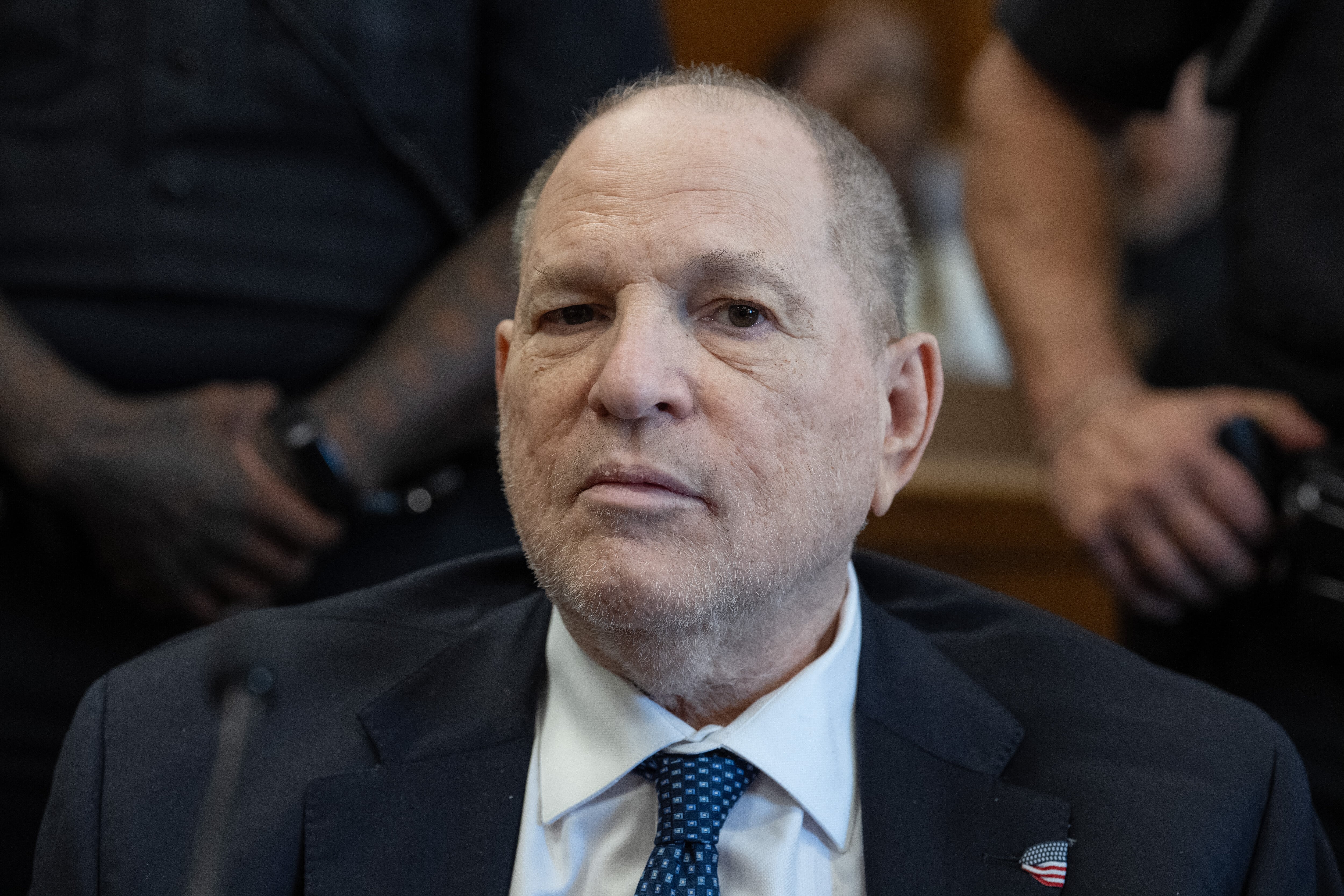 Caso Harvey Weinstein: pese a la ratificación de una condena por abuso, le otorgaron la posibilidad de nueva sentencia