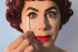 Hello, Andy?: una voz estelar en el teléfono del pope del pop