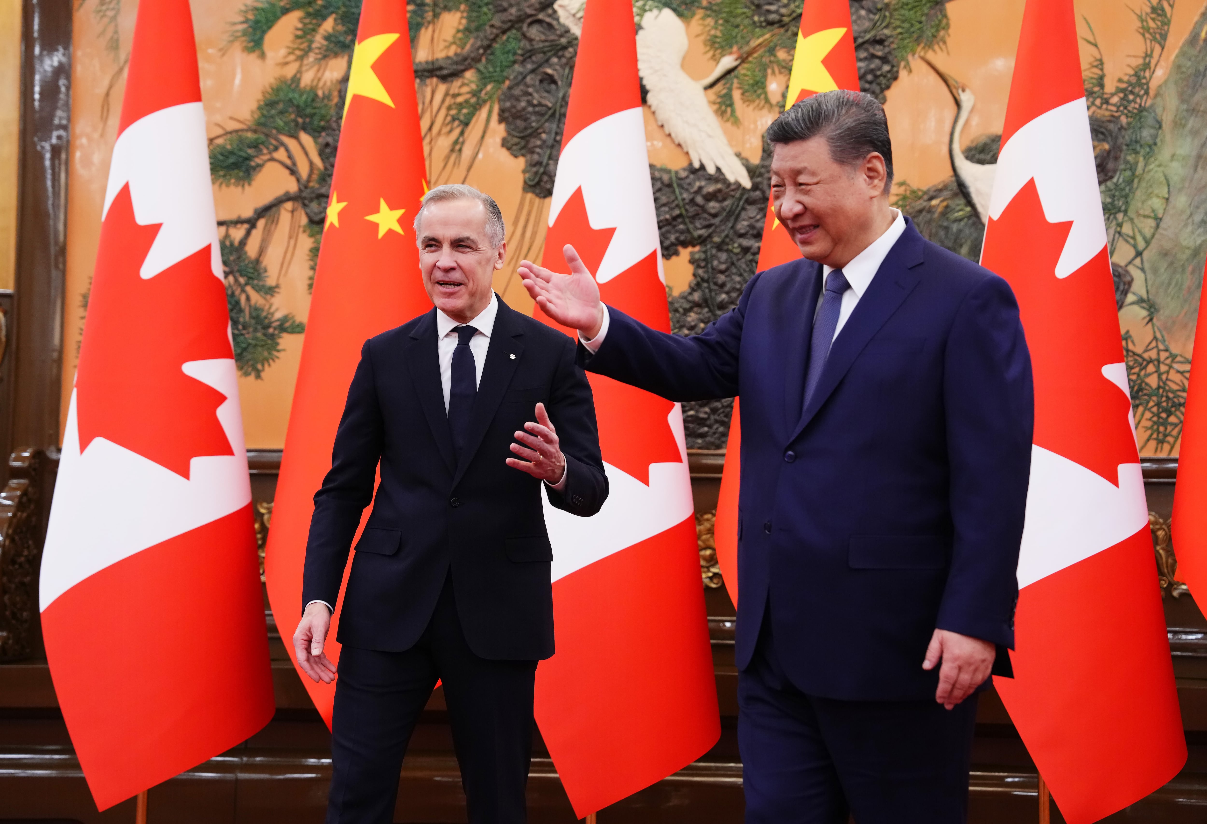 El primer ministro canadiense Mark Carney, se reúne con el presidente chino Xi Jinping en el Gran Salón del Pueblo en Pekín (Archivo)