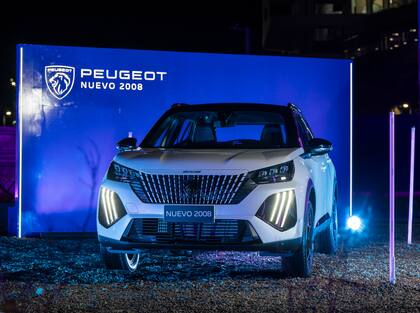 3000 personas asistieron al evento y pudieron explorar el nuevo 2008 en sus distintas presentaciones. ¿Desde adentro? Es la experiencia de un vehículo que invita a ser manejado.