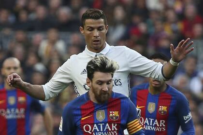 Volver a vestir la camiseta de Real Madrid es una cuenta pendiente, pero también es posible que juegue con Messi en el PSG