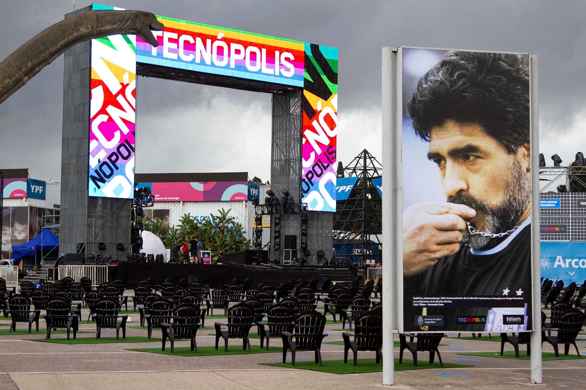 Durante la gestión de Javier Milei, iniciada en diciembre de 2023, Tecnópolis quedó alcanzada por la política general de reducción del gasto público y revisión del rol del Estado en actividades culturales