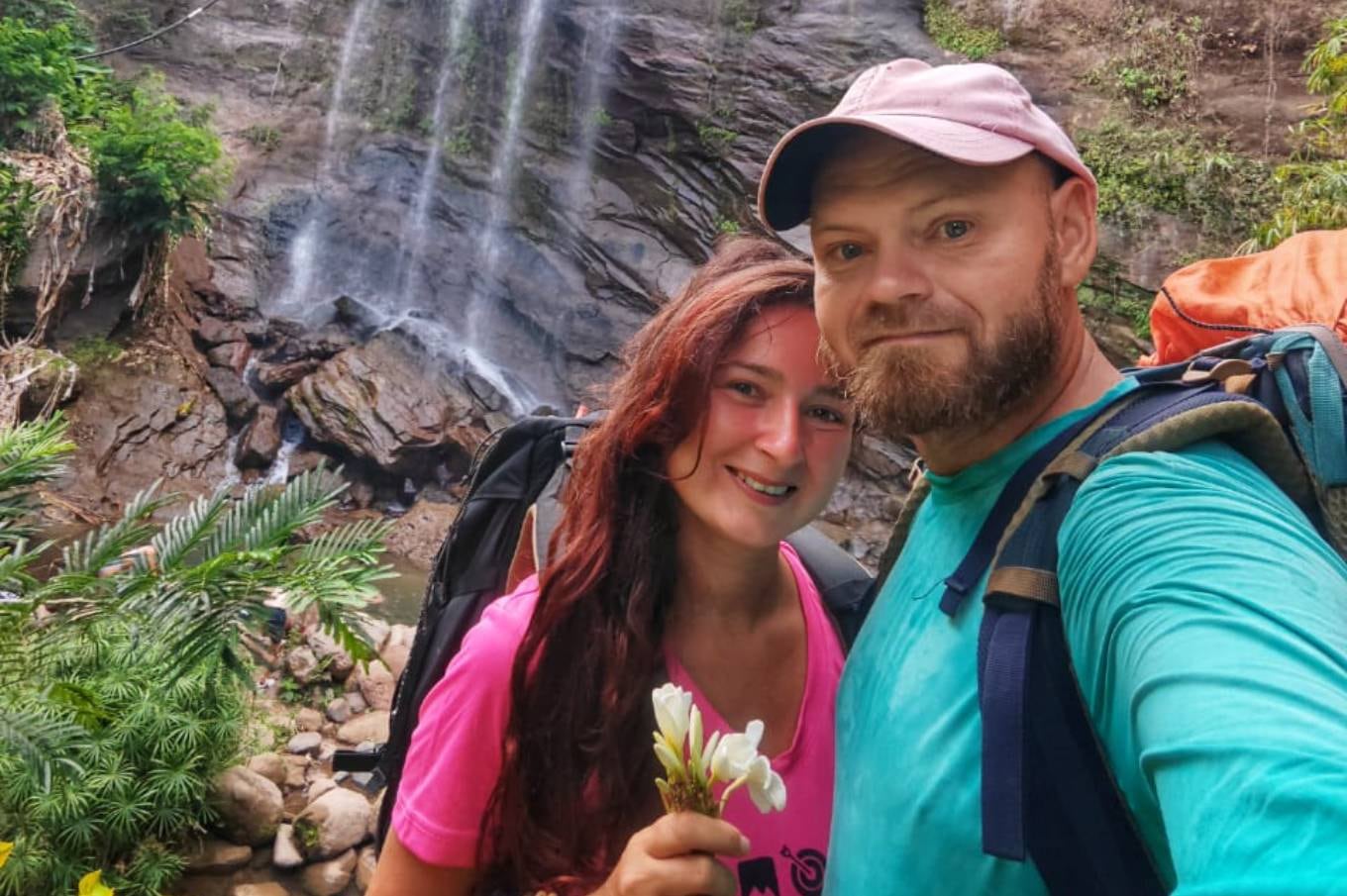 Maxim cruzó a Uruguay, siguió a Paraguay y todos los estados de Brasil, para luego llegar a Venezuela, donde conoció a su amor (también rusa), y con quien siguió viaje por el continente.