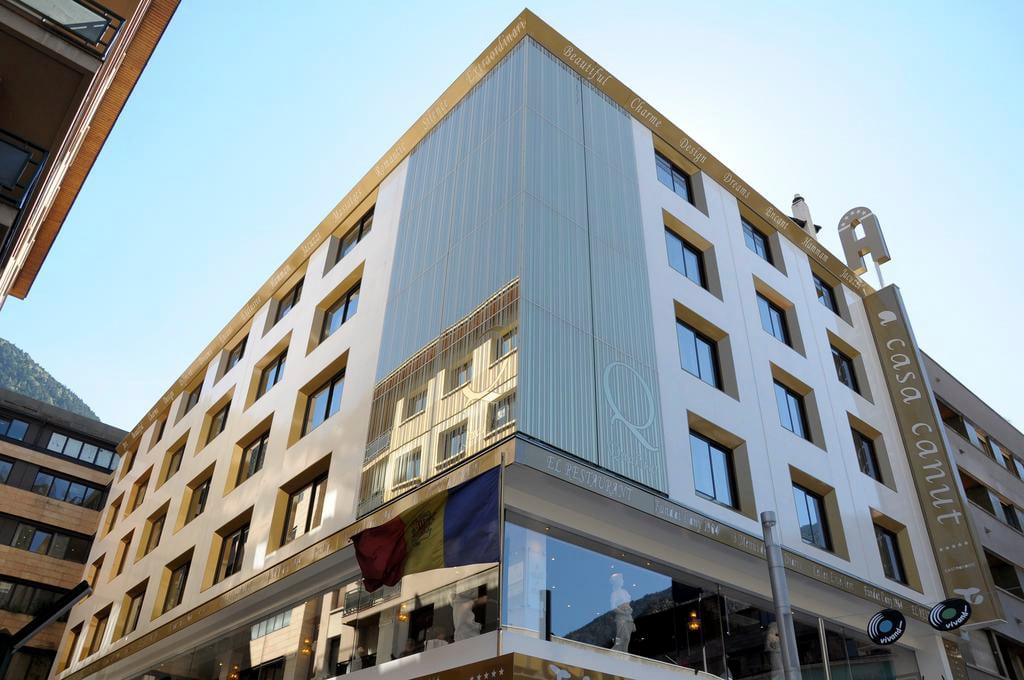 Así era Casa Canut cuando lo compró Messi y antes de la remodelación