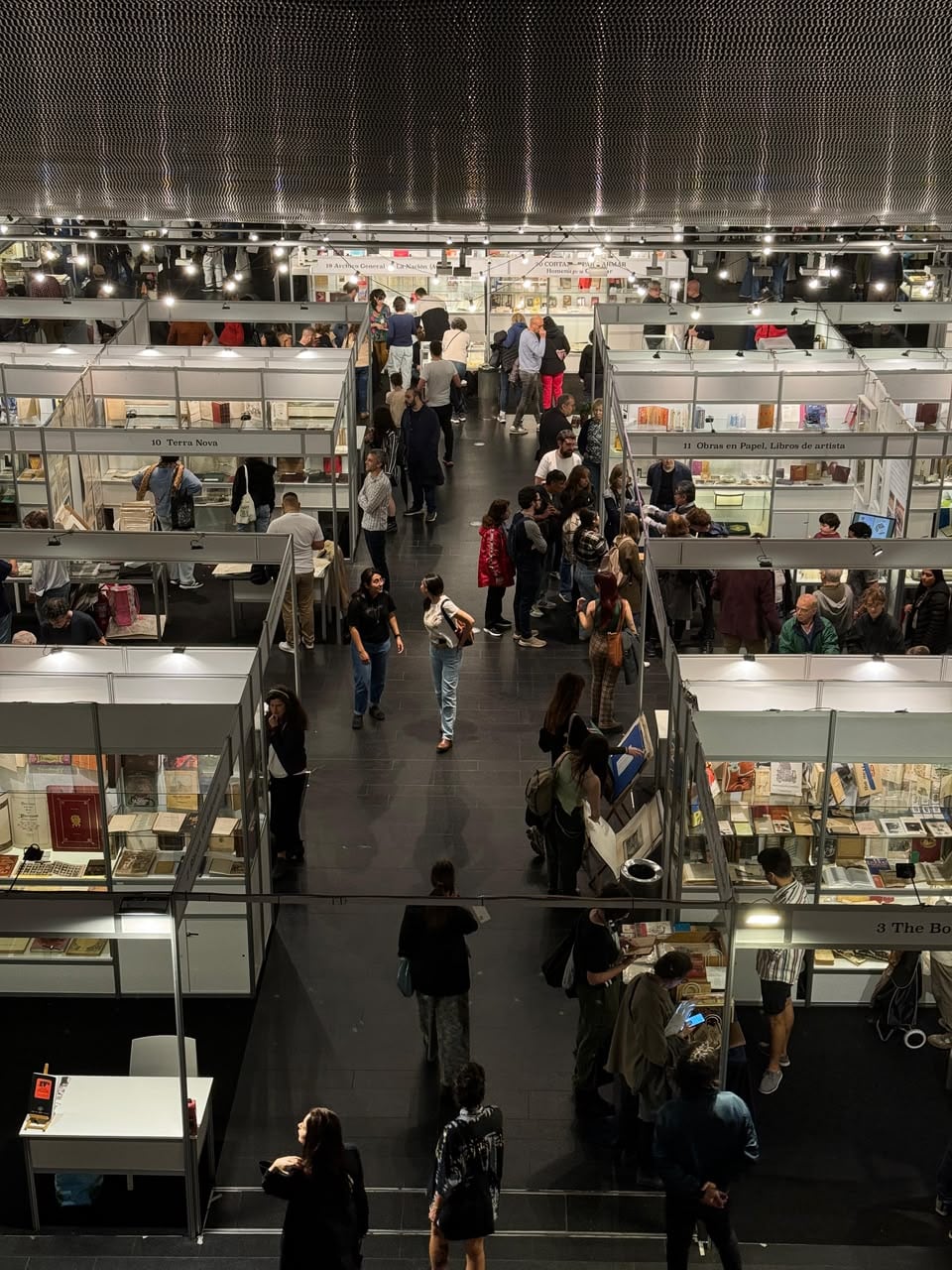 La Feria del Libro se hace en la Plaza Seca del Palacio Libertad