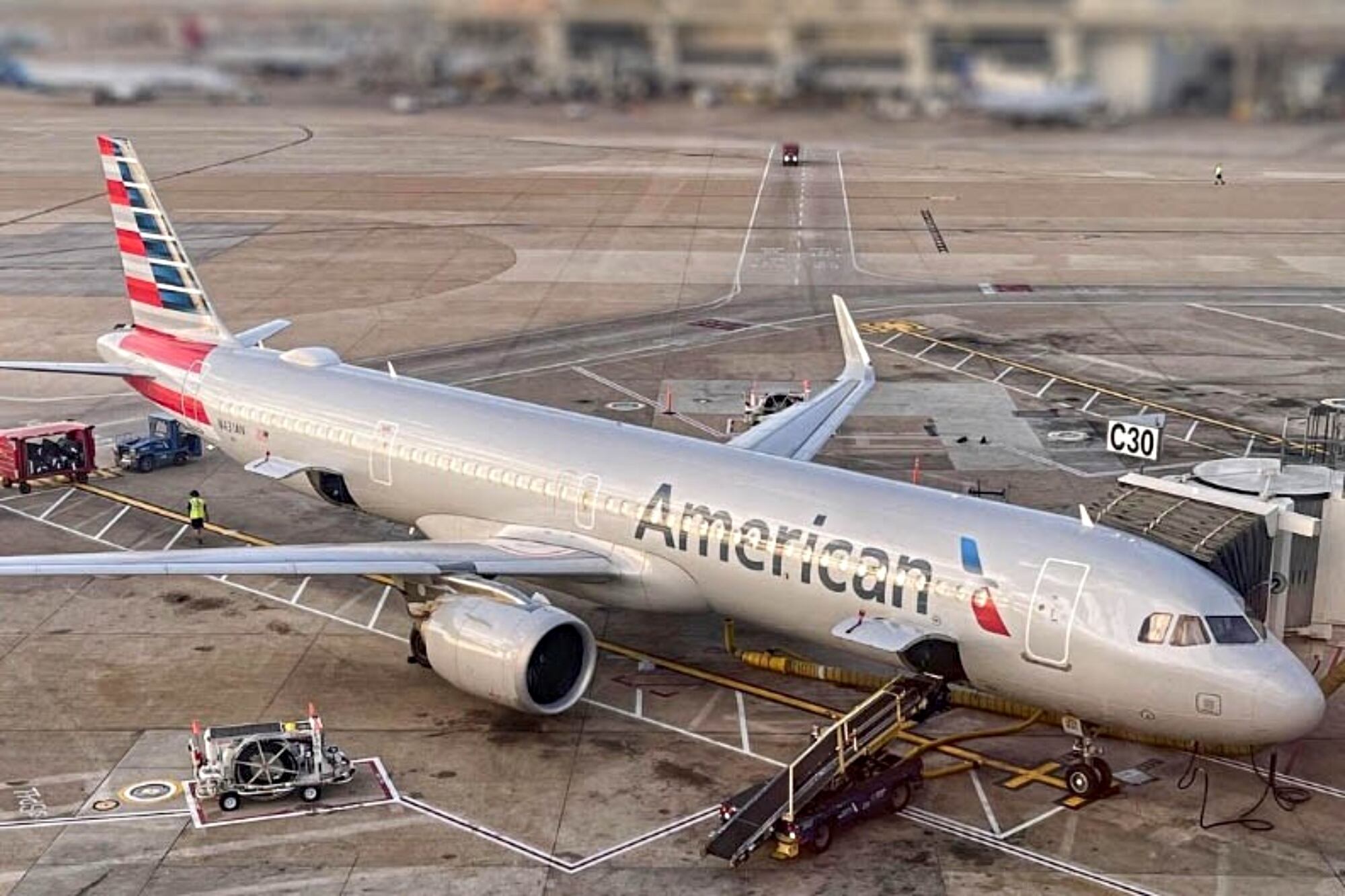 EE.UU. impone nuevas reglas a las aerolíneas: deberán reembolsar por los retrasos y la pérdida de valijas