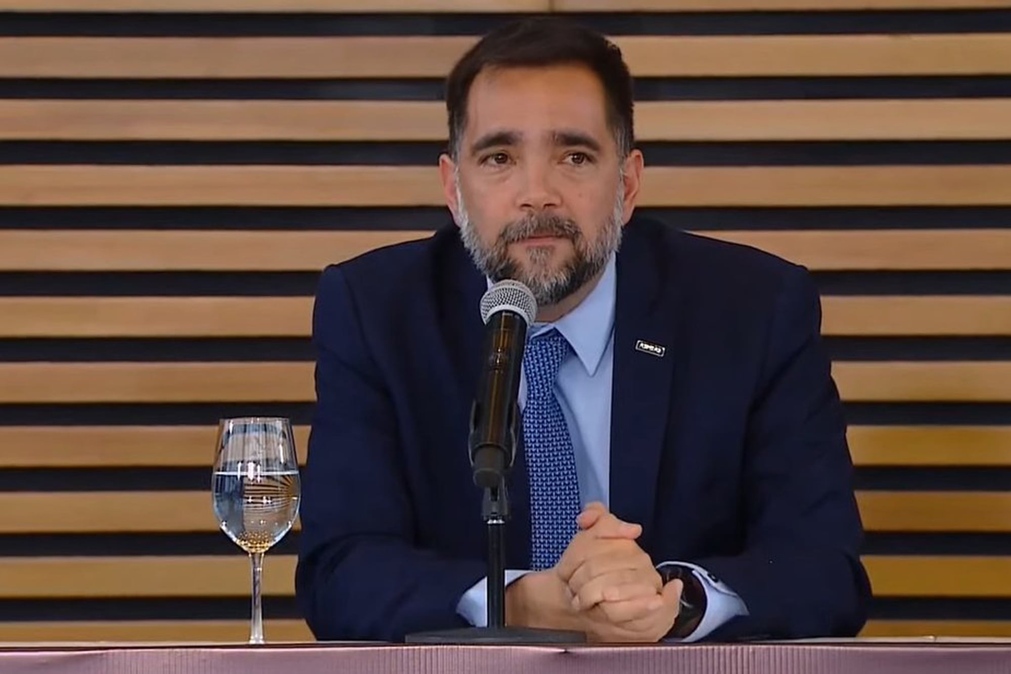 Una nueva denuncia sobre presunta corrupción en el manejo de los aeropuertos apunta a Facundo Leal y a sus sucesores en el cargo