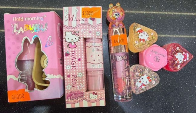 Anmat prohibió la venta de una serie de cosméticos para niños con la imagen de Hello Kitty y de Labubu
