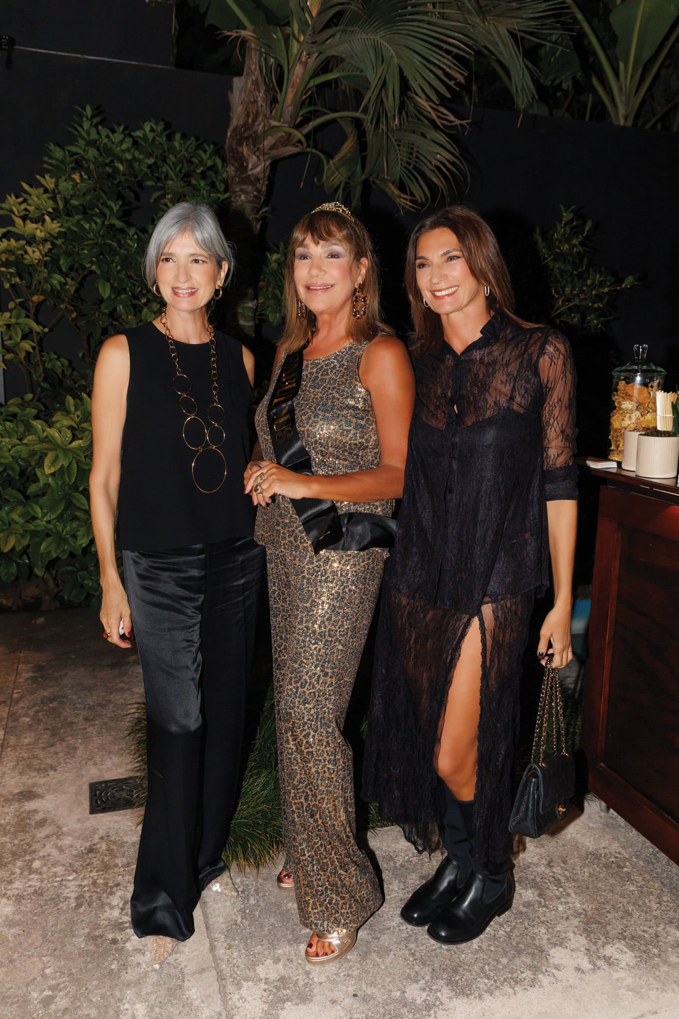 Tere Garbesi, Mora y Mariana Arias posan para el fotógrafo de ¡HOLA! Argentina