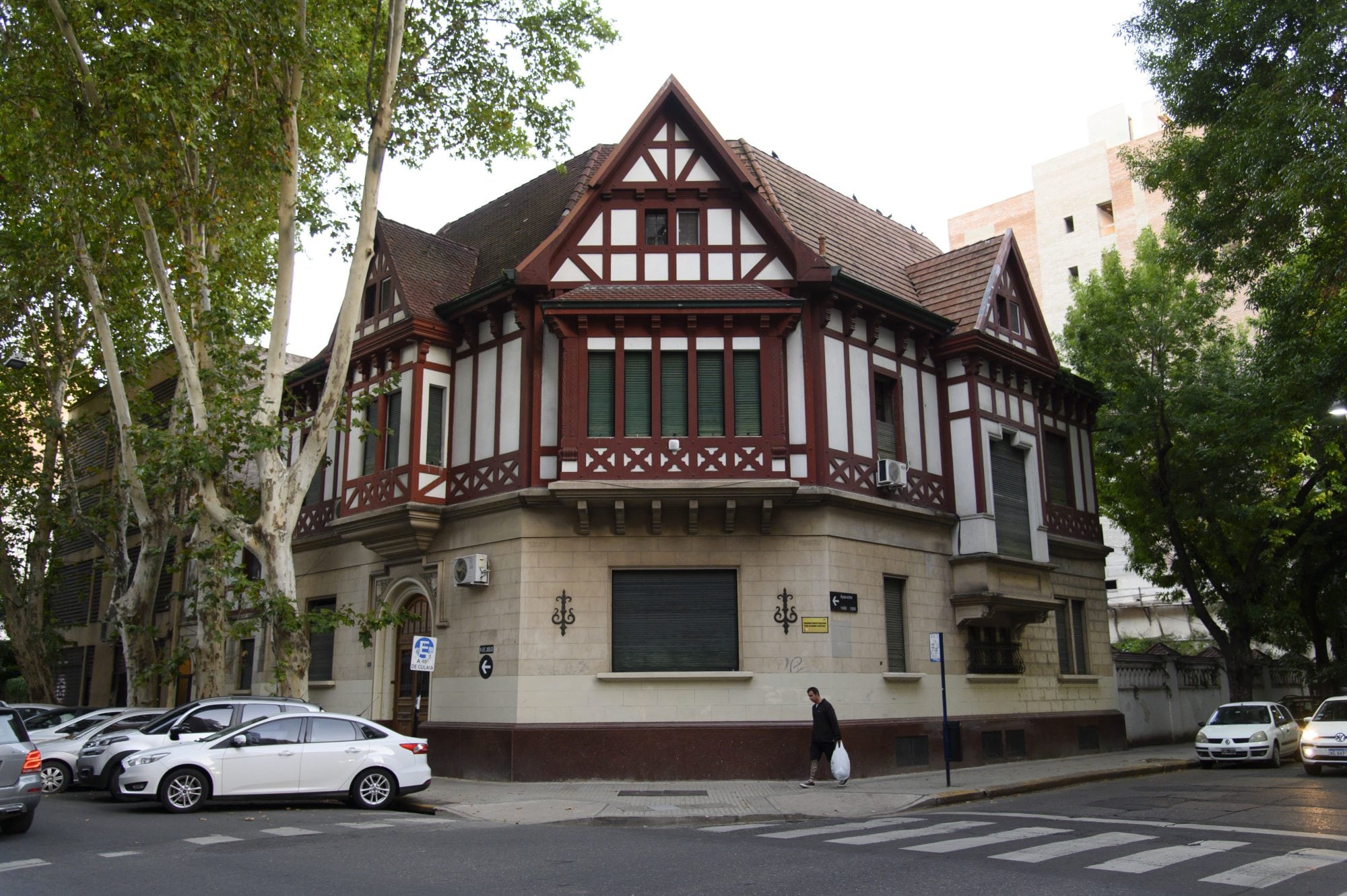 Reconvierten una antigua residencia estudiantil del Opus Dei en un centro de salud de un sindicato