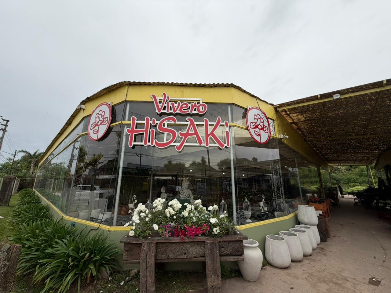 El frente del vivero