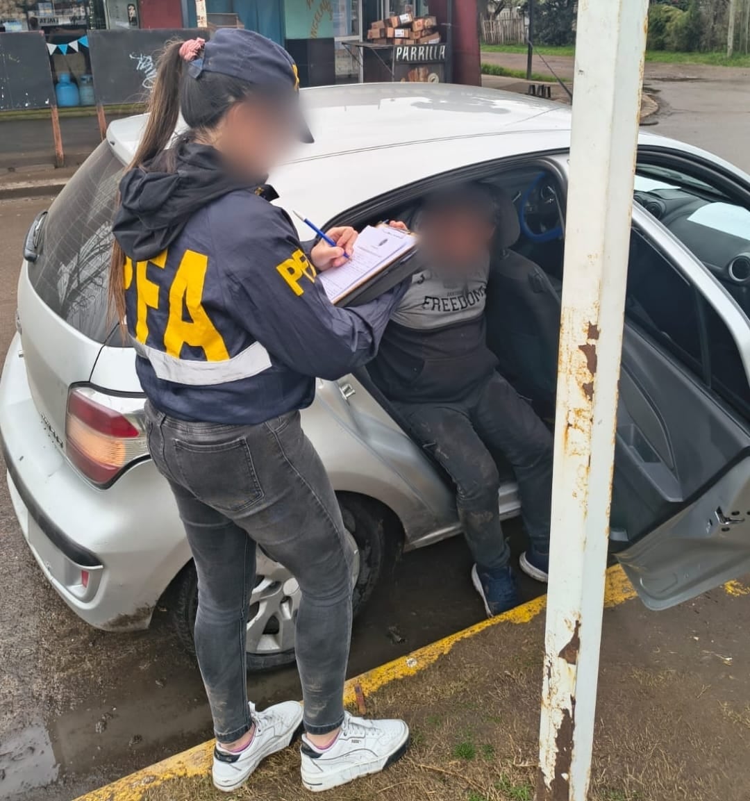 Atraparon al “chacal de los caramelos”, un abusador serial de menores que amenazaba matar a familiares de las víctimas