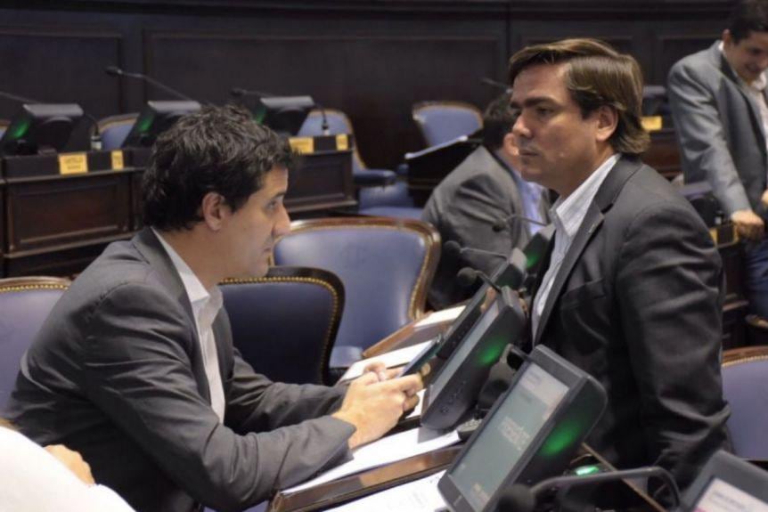 Maximiliano Abad, senador nacional, y Emiliano Balbín, nuevo presidente de la UCR bonaerense