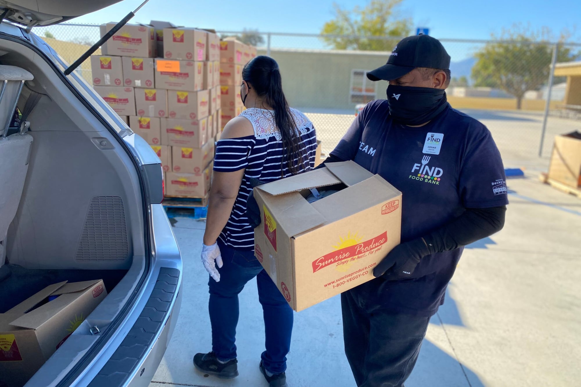 En San Diego, Chula Vista, National City, Imperial Beach y Spring Valley figuran servicios con retiro presencial o atención desde el auto